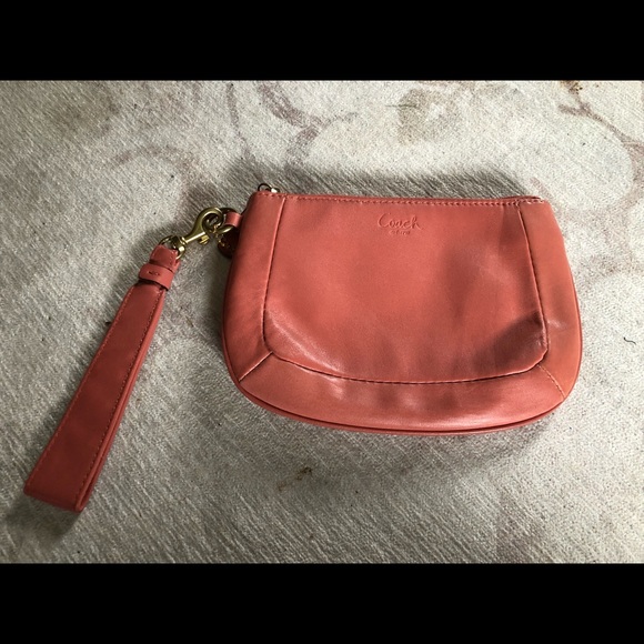 💙Coach pinkish wallet/ wristlet - Picture 5 of 5